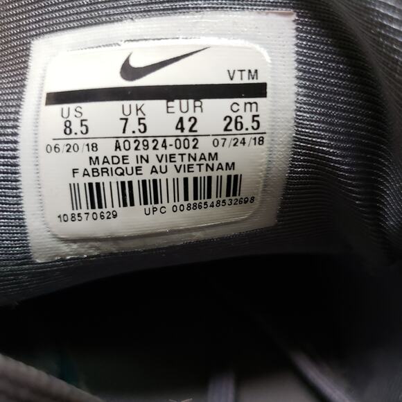 Nike Men\'s 8.5‎ Air Max 270 Metallic Silver Sneakers Comfort Lifestyle Sporty main image 9